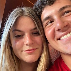 Meet your Posher, Paige